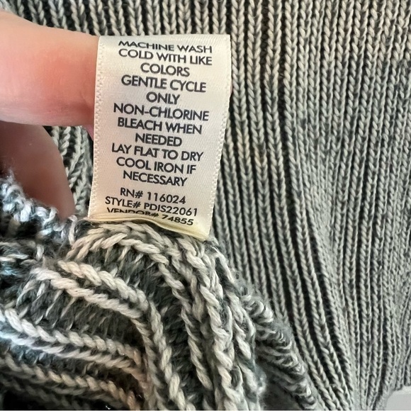 BKE Women's Ribbed Knit Henley Sweater size small Laurel Wreath - Picture 6 of 8